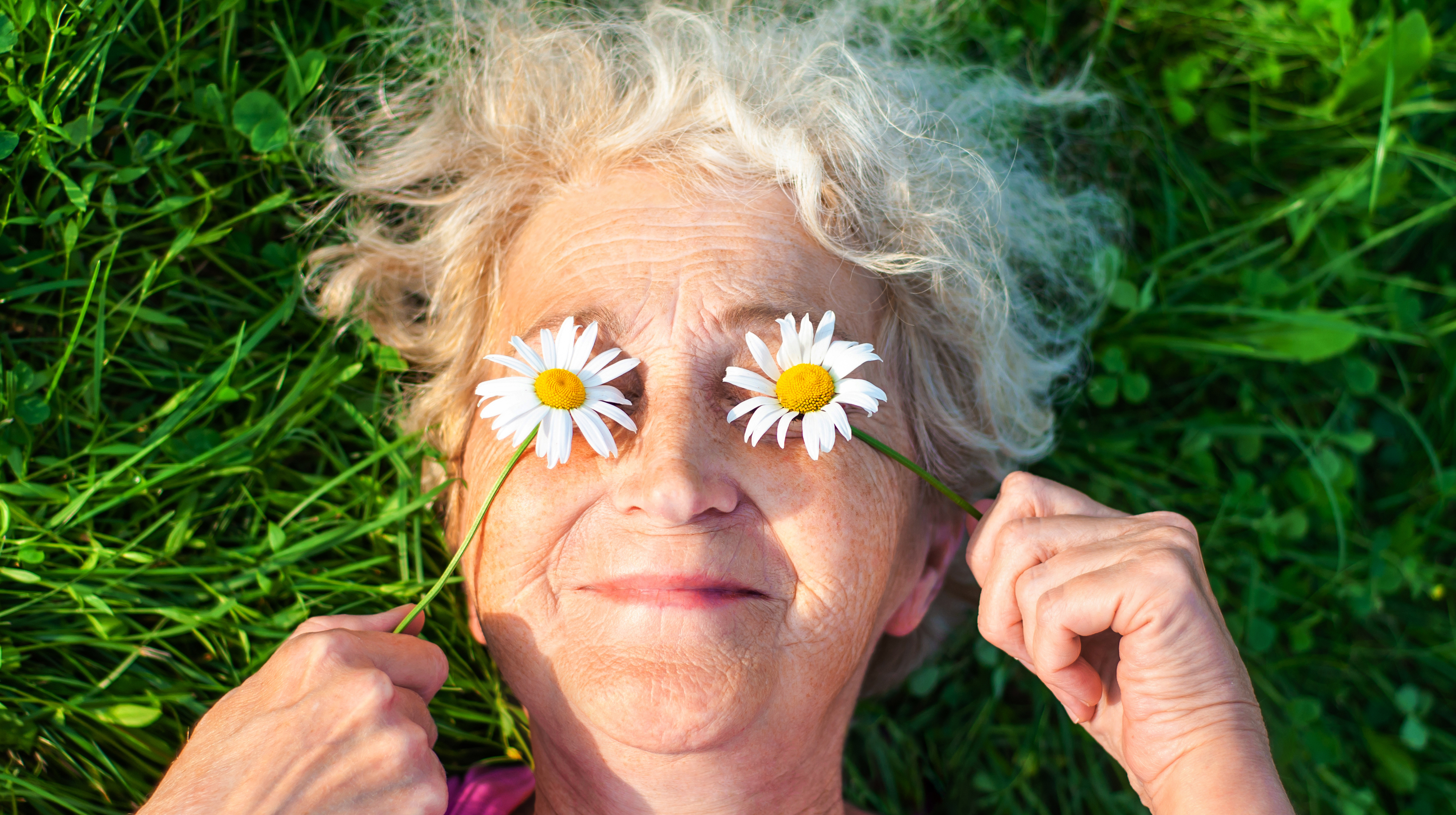 4 Healthy Skincare Habits For Aging 4 Healthy Skincare Habits For Aging