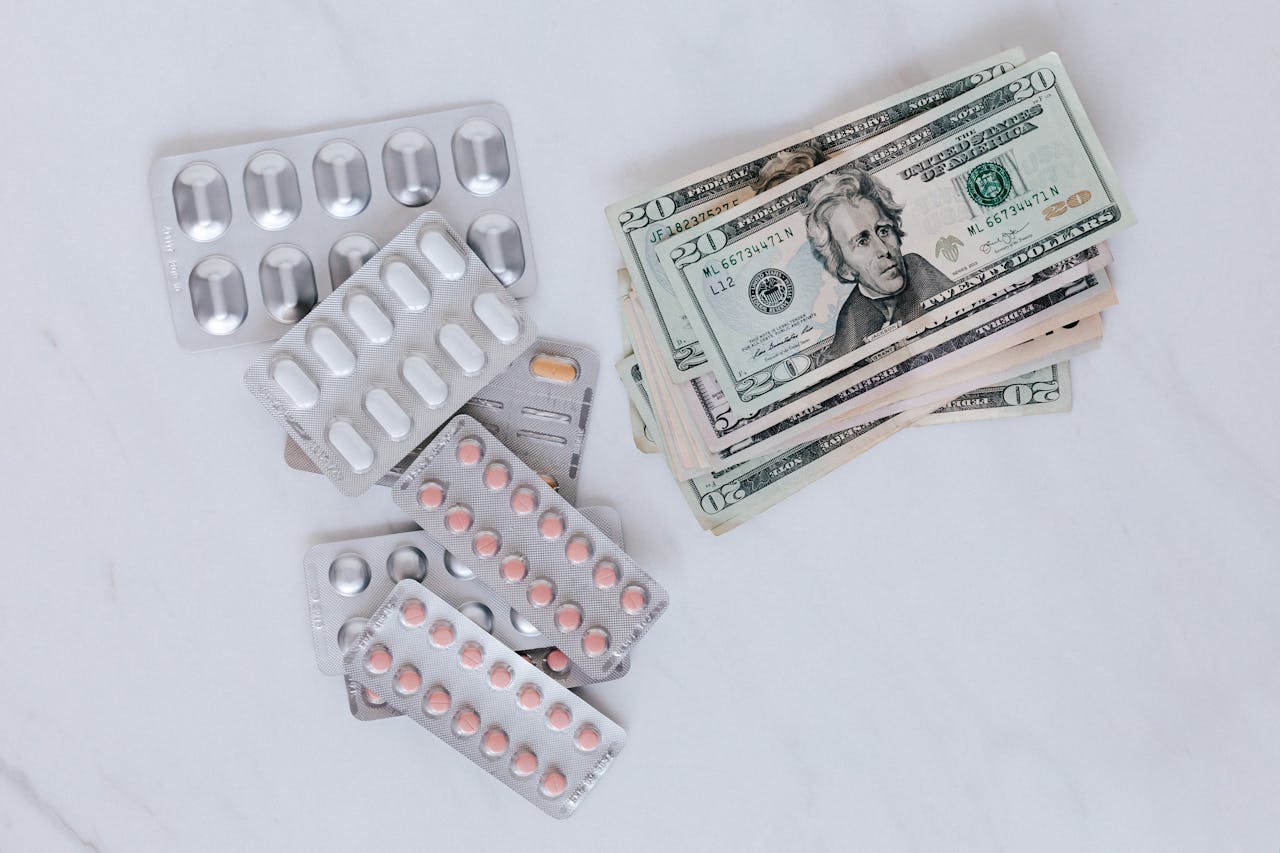 10 Ways to Lower Your Prescription Costs | Simplefill