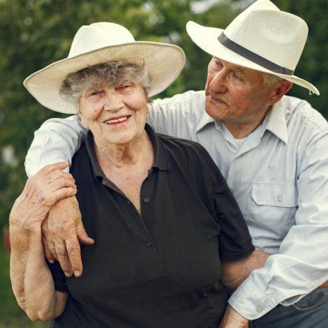 How to Help a Loved One Afford Prescriptions | Simplefill How to Help a Loved One Afford Prescriptions | Simplefill